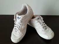 Adidas Goodyear rozmiar 32 skóra