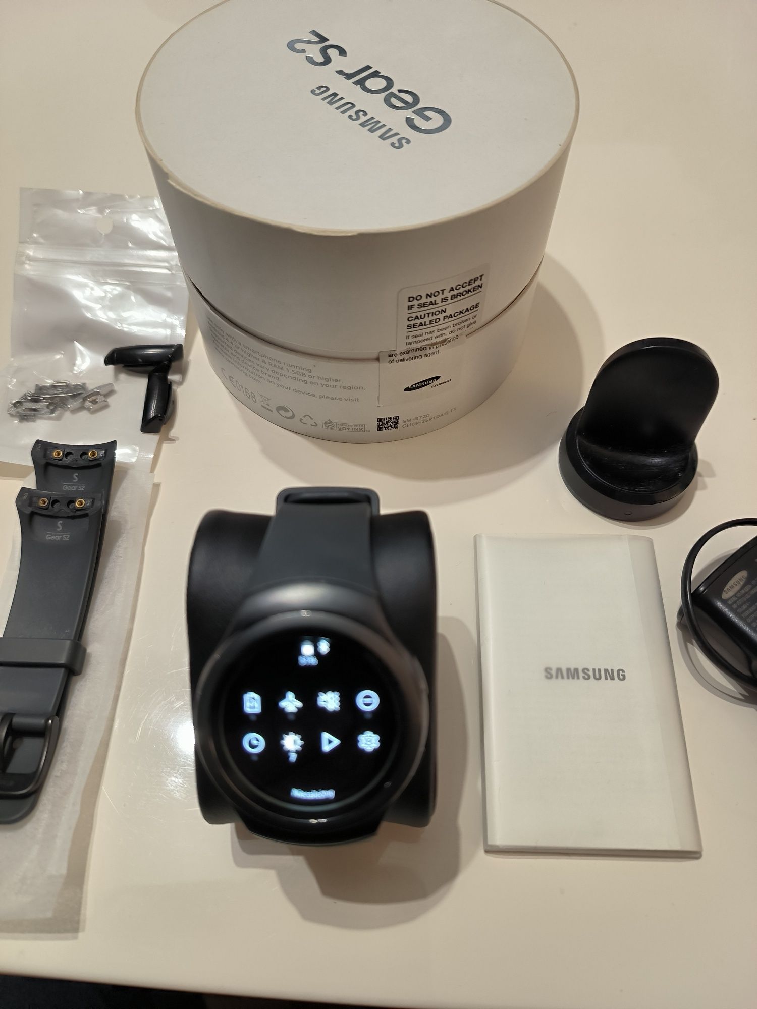 Smartwatch zegarek Samsung Gear S2