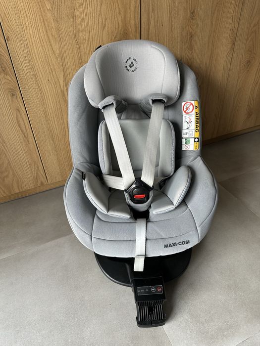 Fotelik samochofoey Pearl Pro 2 i-size z bazą 3wayFix