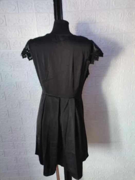 sukienka m/38 cena 20 zł