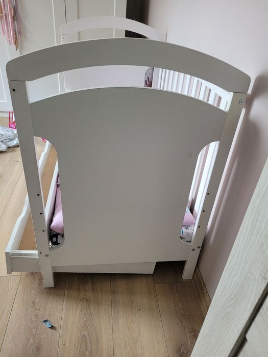 Łóżeczko dziecięce 120x60 wraz z materacem