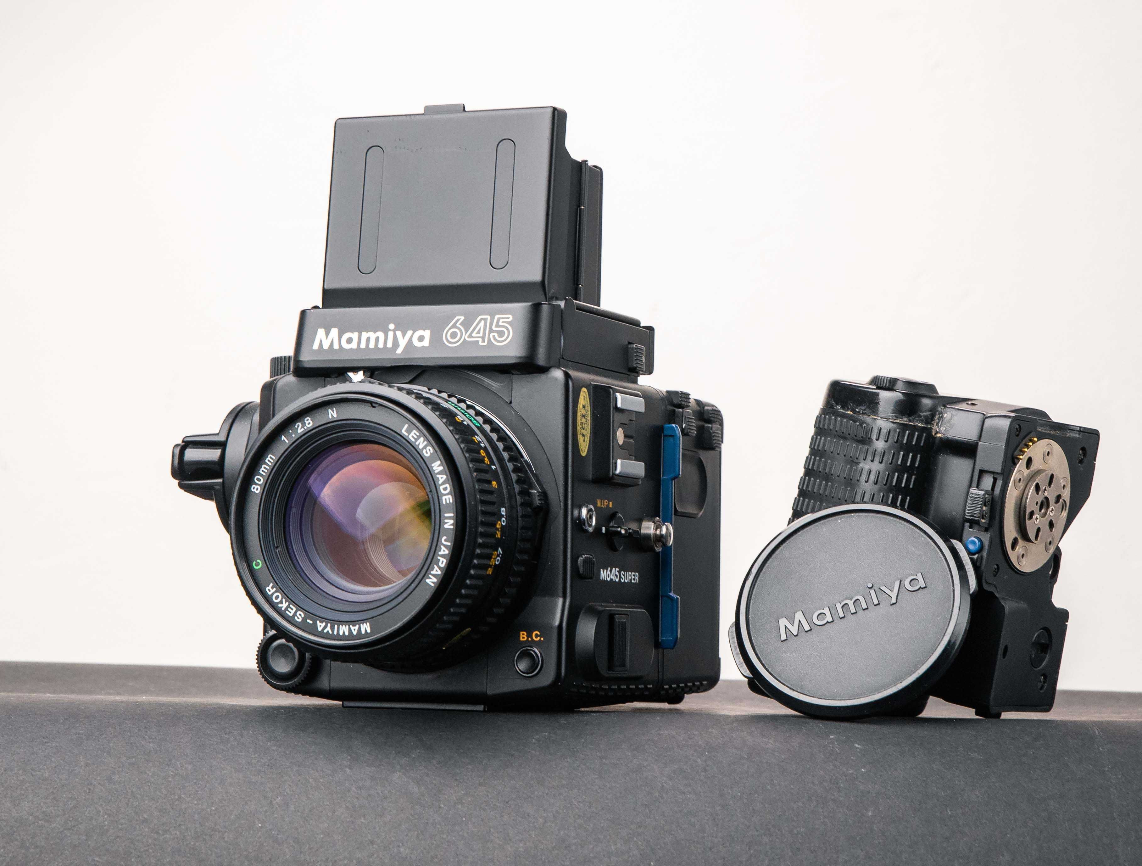 Плівкова камера Mamiya 645 Super, об'єктив Sekor C 80mm 2.8 N, ШАХТА
