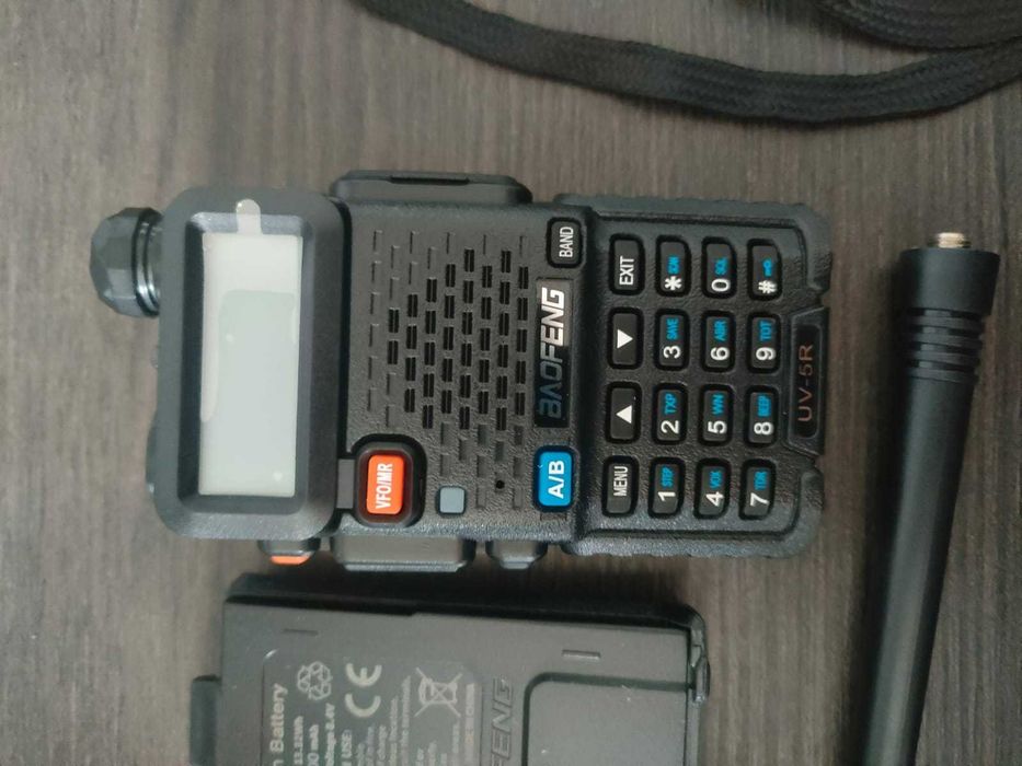 Radios UV5r de 5W e UV5r de 8W