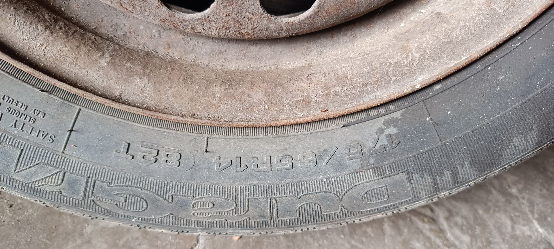 Opony z felgami 4x100