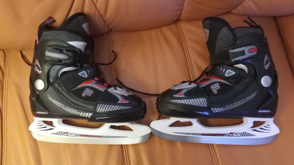 Łyżwy hokejowe FILA .Rozmiar regulowany od 35- do 38