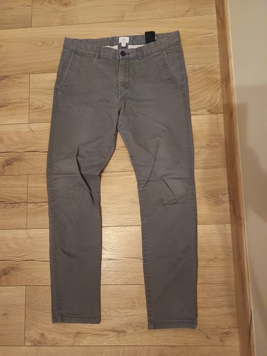 Chinosy spodnie męskie 32 H&M