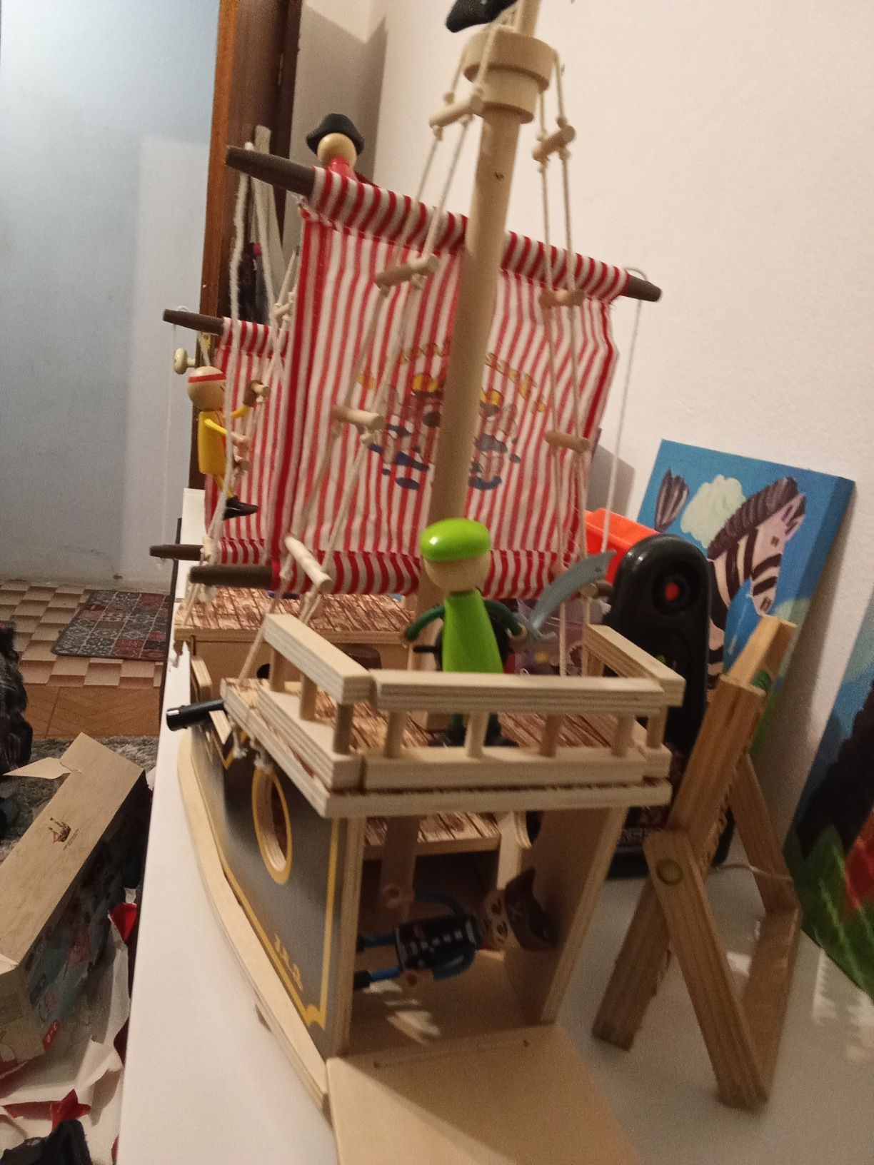 excelente prenda Natal barco pirata novo como o das fotos