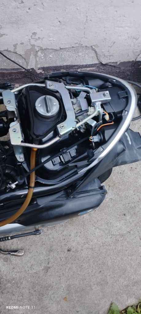 Розбираю honda dio 62,68-хонда діо 62,68-карбюратор та інжектор