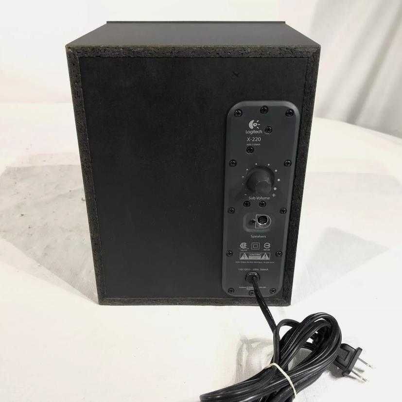 Акустическая система 2.1 Logitech X-220 ( 32 Watt)