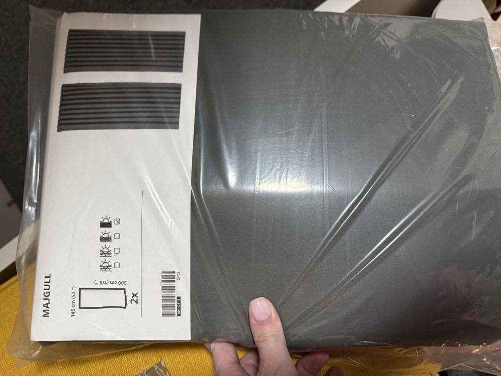 Ikea MAJGULL Zasłony zacieniające, 1 para, szary/na taśmie, 145x300 cm