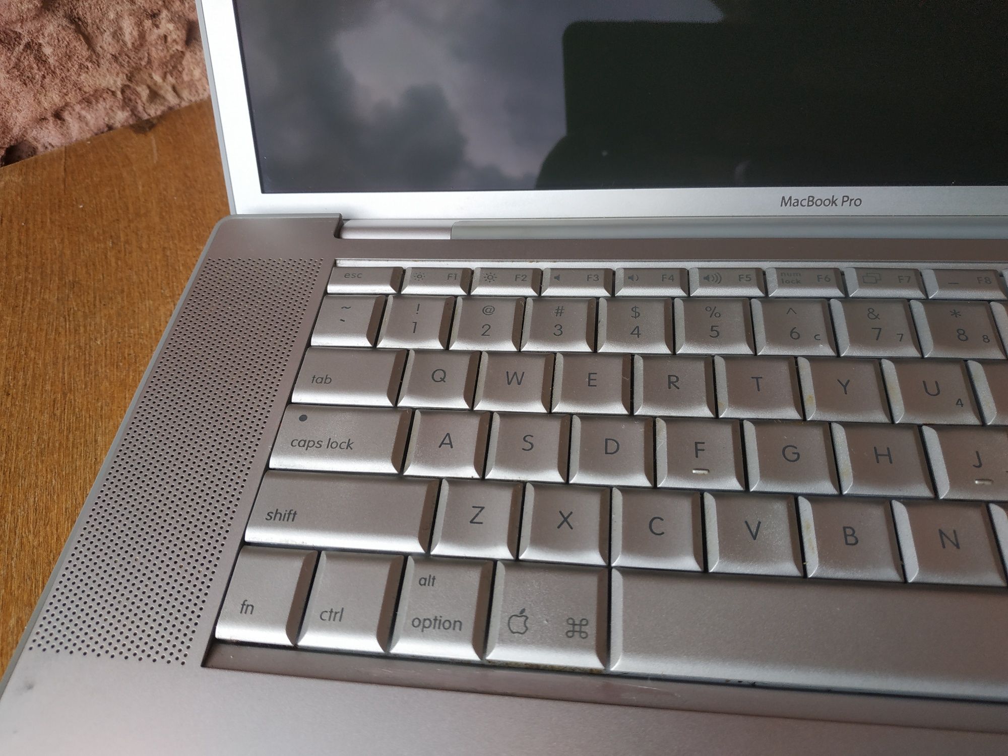 Ноутбук Apple Mac Book PRO A1150