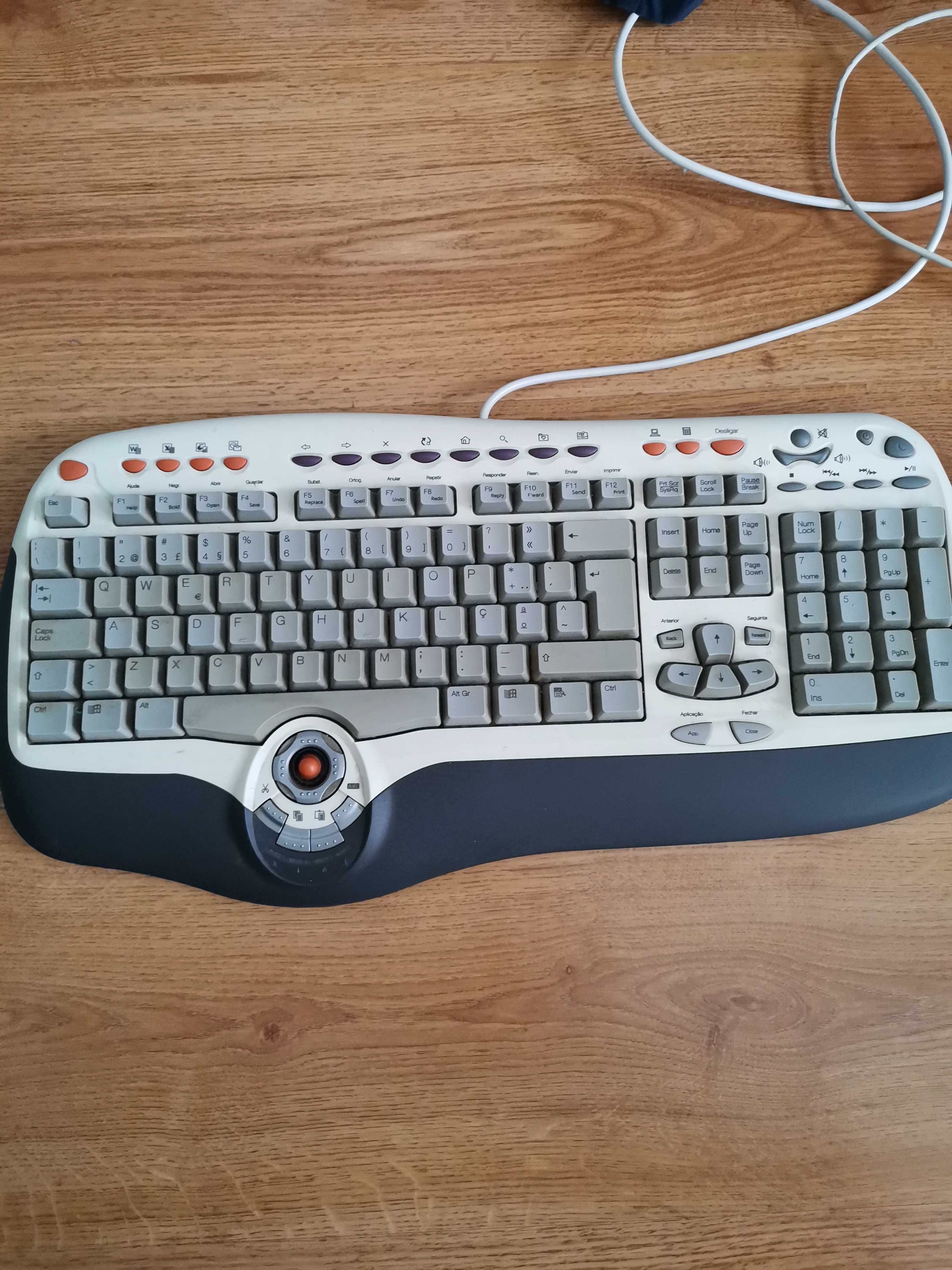 Teclado e Rato Labtec