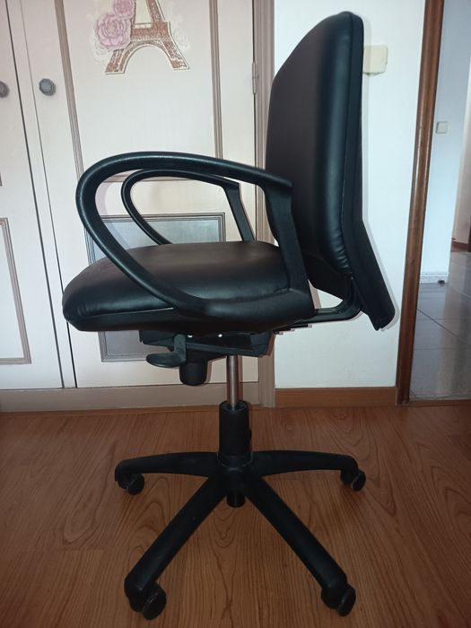 Cadeira para secretária