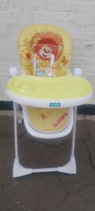 стільчик для годування