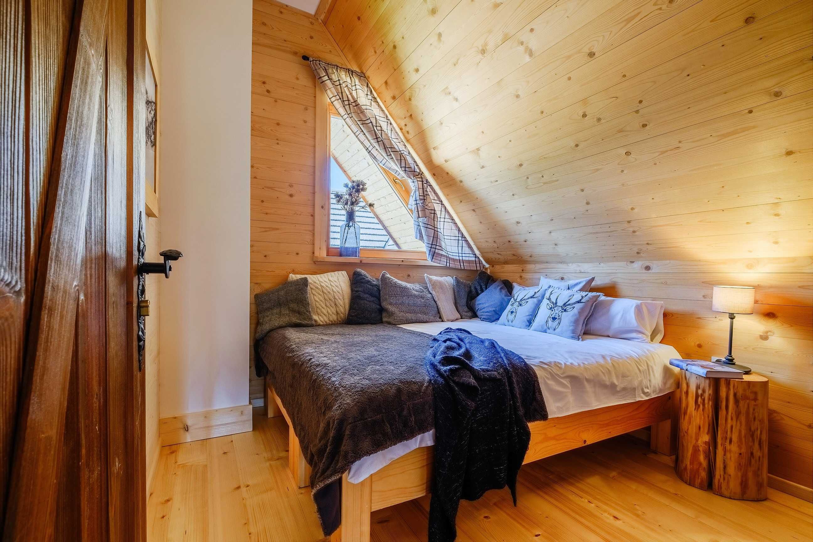 Domek w górach 8 , 10 osobowy jacuzzi, sauna, kominek