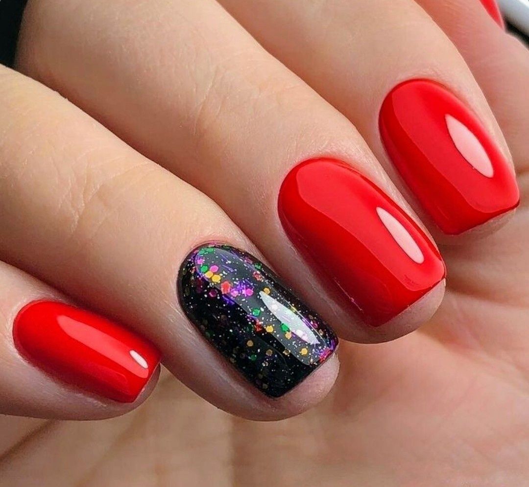 Paznokcie. Manicure i pedicure.