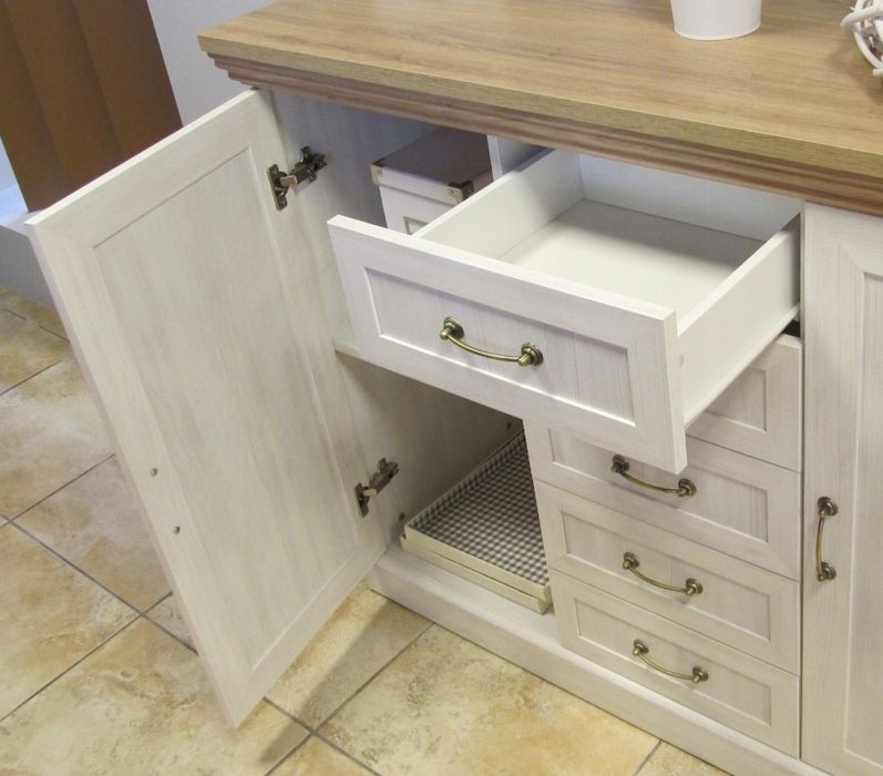 Komoda+kominek z pólkami