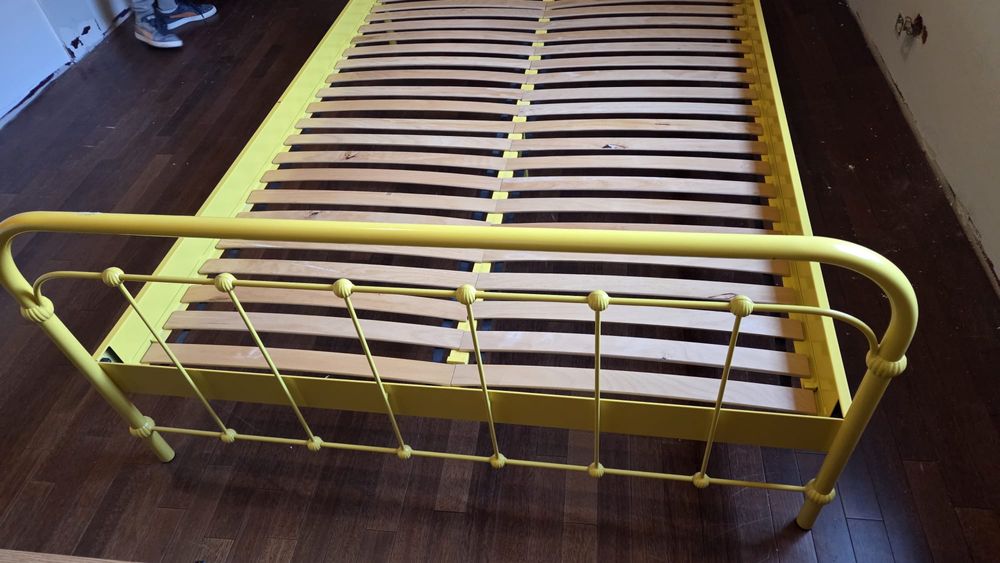 Łóżko Retro 140x200 piękne