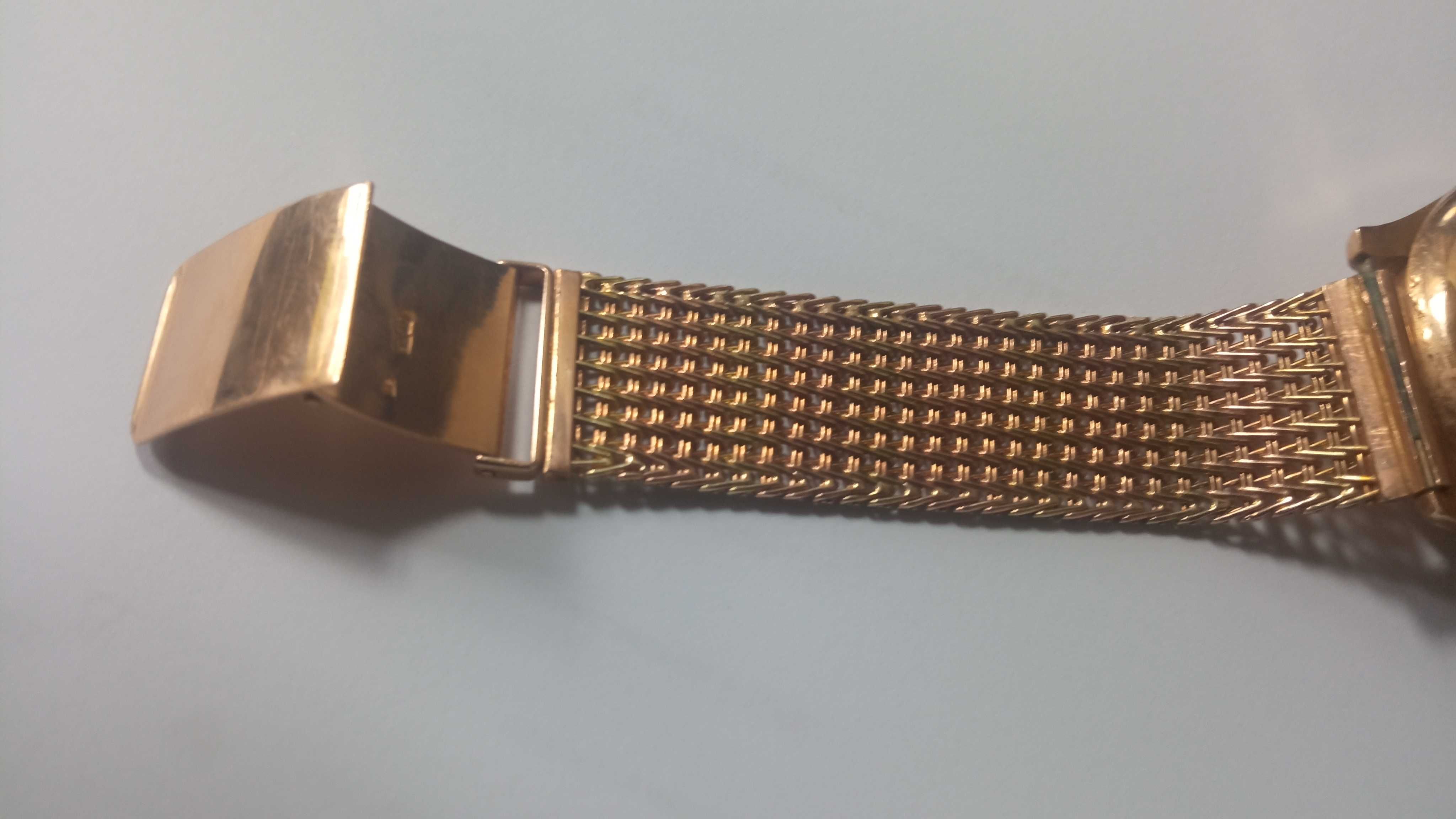 Sprzedam złoty męski zegarek Chronographe Suisse  ze złotą bransoletą