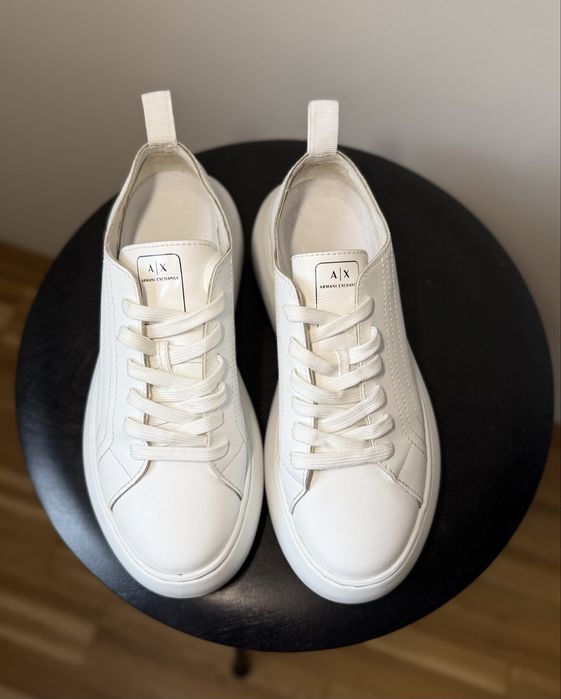 Білі кросівки Armani Exchange (оригінал) 36 р