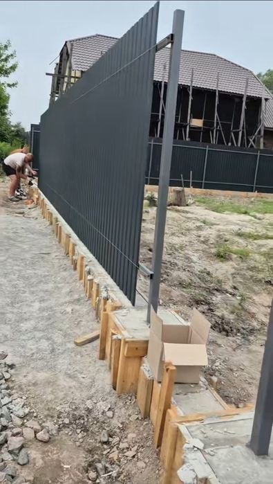 Фундамент.Отмостка.Усиление домов.Монтаж ограждений,заборов.Демонтаж