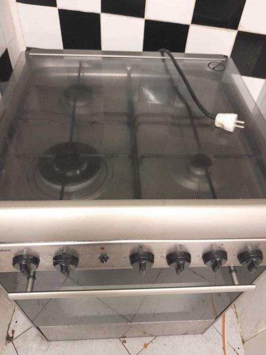 Fogão Meireles 1 ano uso