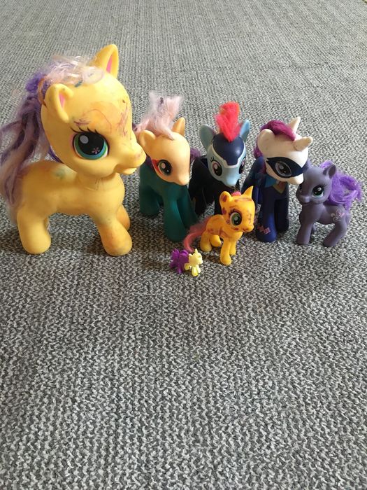 Лот єдиноріжок