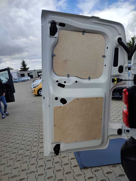 Zabudowa busa Toyota Proace/Opel Vivaro/Fiat Scudo podłoga, boki