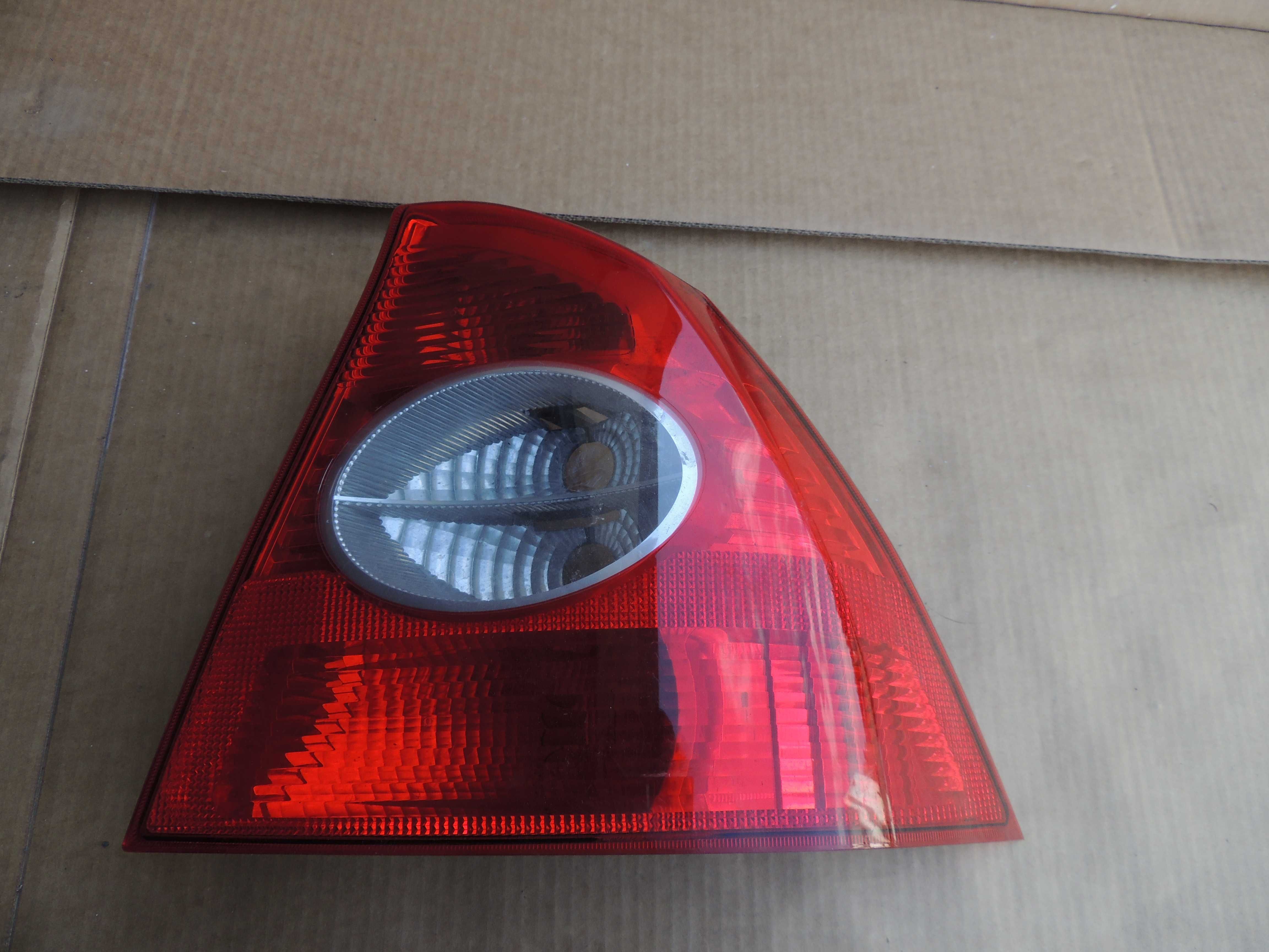 Lampa tył tylna prawa europejska Ford Focus MK2 04,05,06,07,08 SEDAN