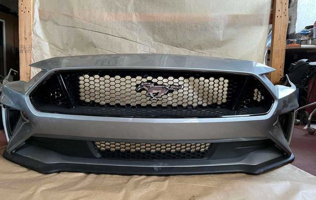 Ford Mustang GT 2018+ бампер