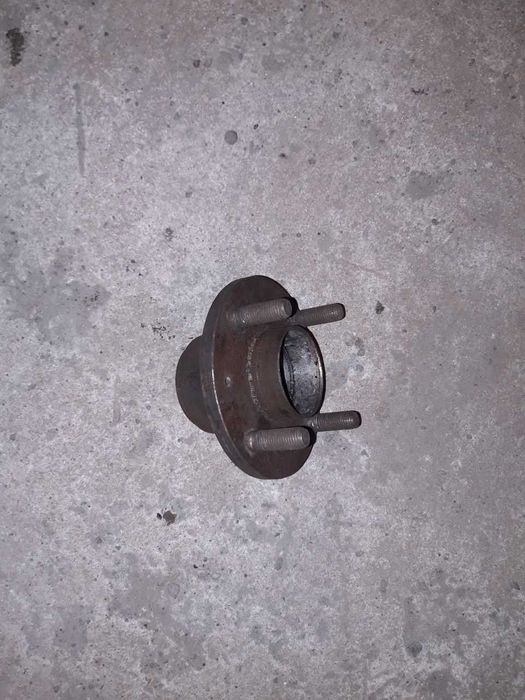 Ступица колеса sens lanos nexia nubira opel vectra B Lacetti цапфа