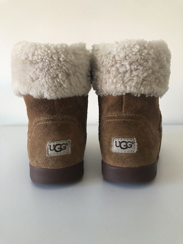 Botas UGG de menina