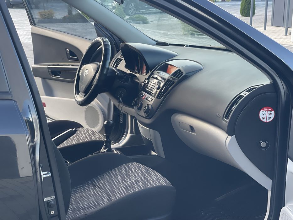 Кіа Сеед 1.4 Бензин