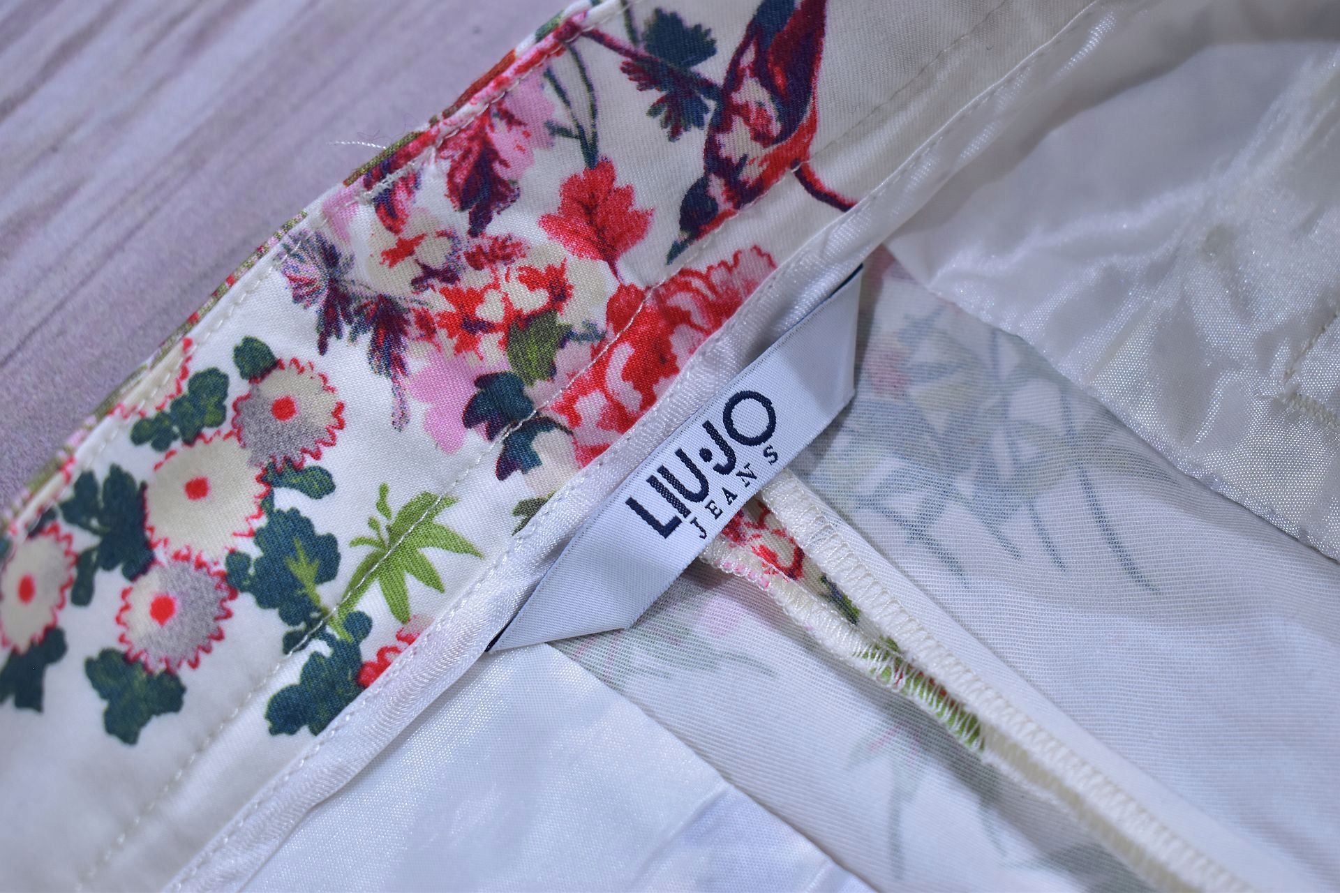Liu Jo Eleganckie Spodnie Damskie Chinosy / 40