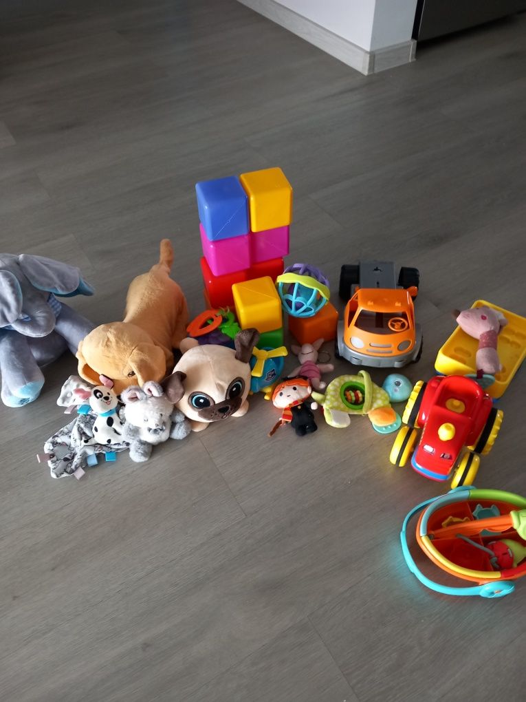 Zabawki mix dla małego dziecka