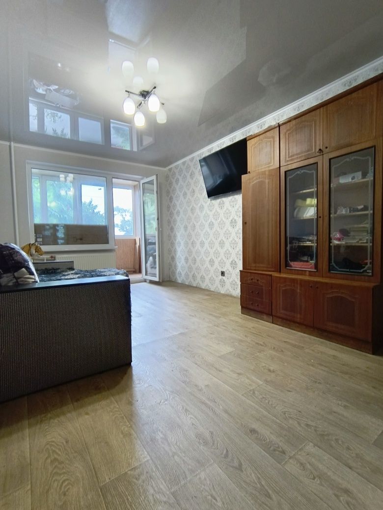 Терміново продається 3-х кім квартира р-н Митниця