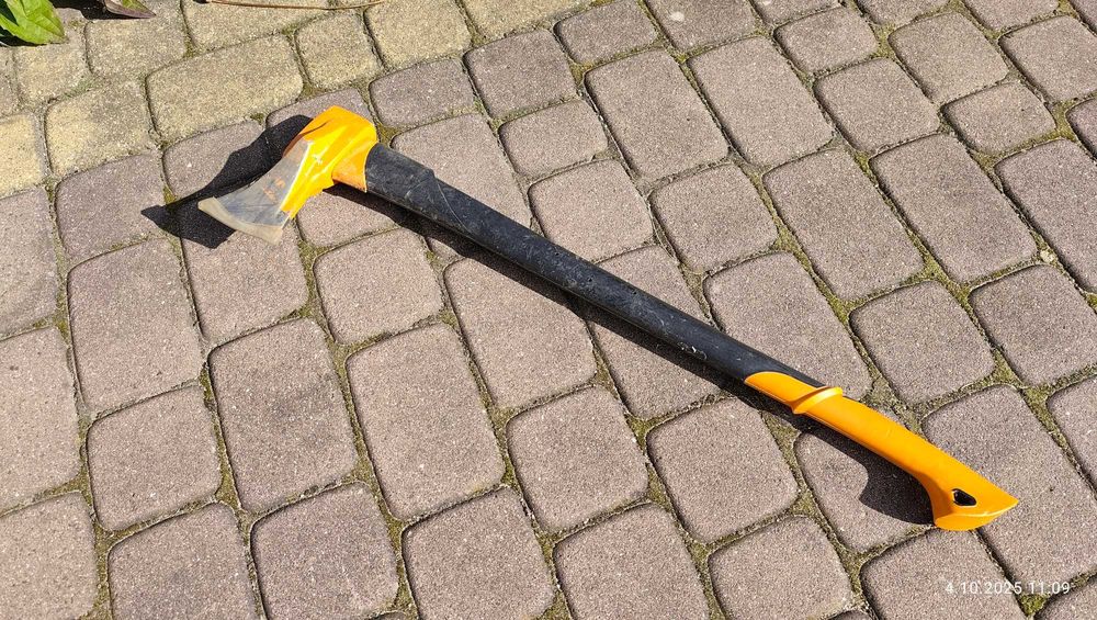 Siekiera do rozłupywania  drewna