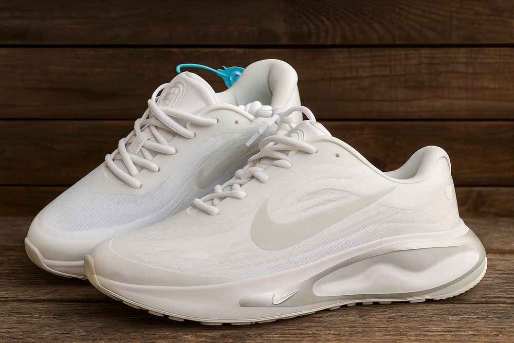 Nike кроссовки беговые Journey Run 38,5 розмір