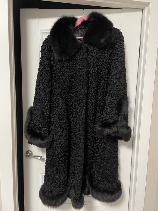 Шуба каракуль с песцом 54 56