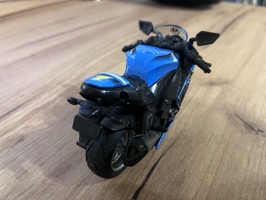 Продам мотоцикл з світломузикою