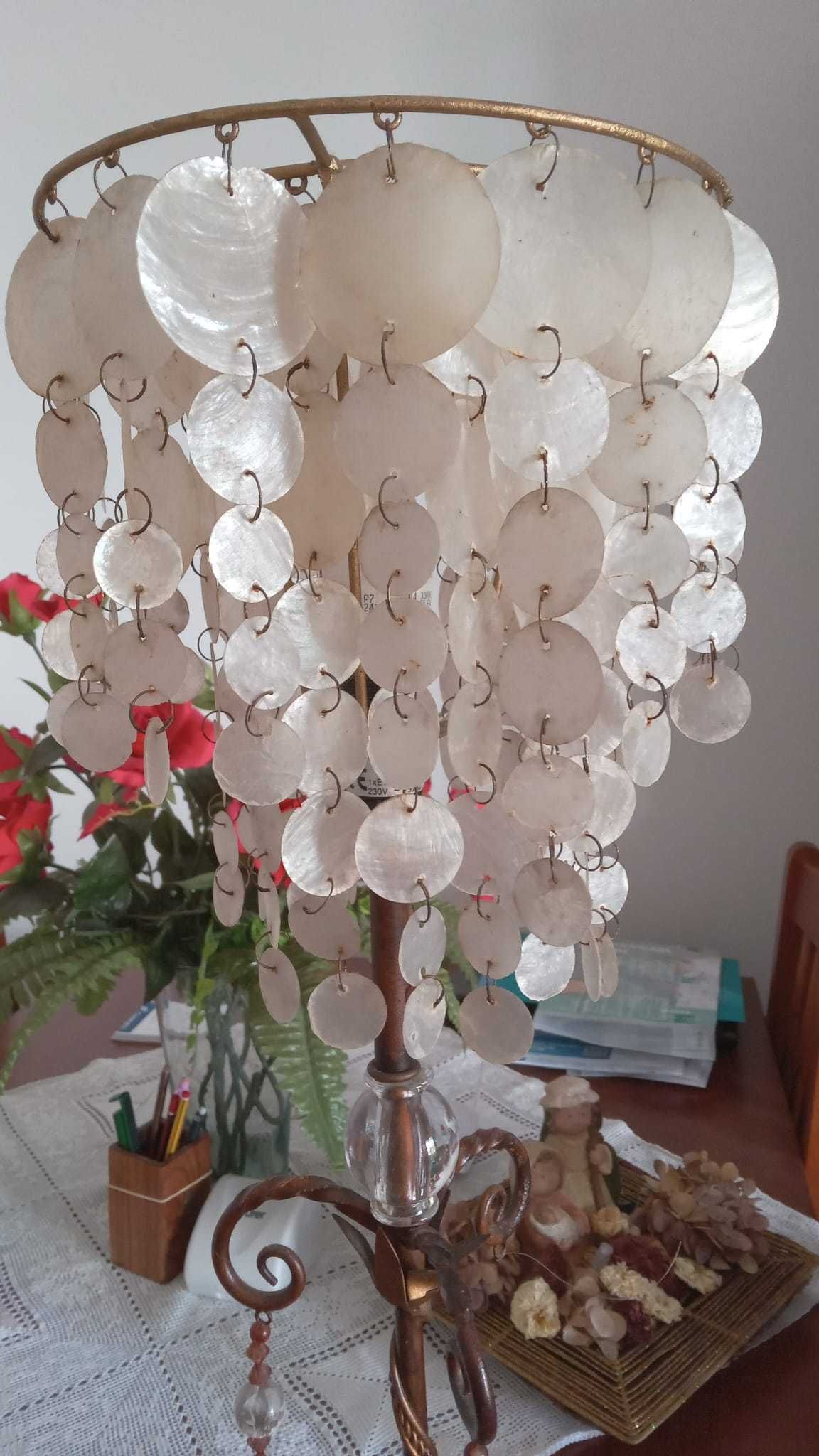 Conjunto de 2 candeeiros de pé alto