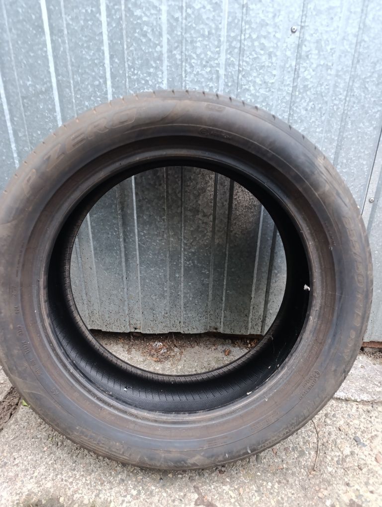 Opony Pirelli (2020r) 235/50/19