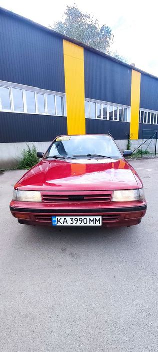 Продам Тойоту Карина