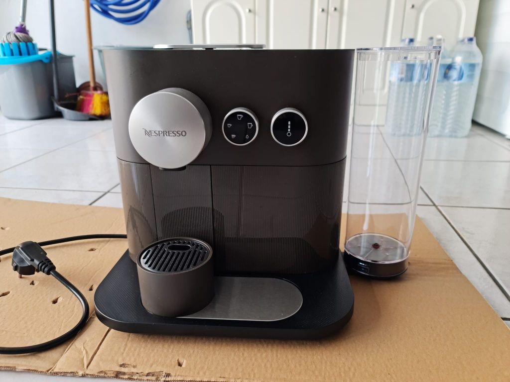 Máquina de café Nespresso