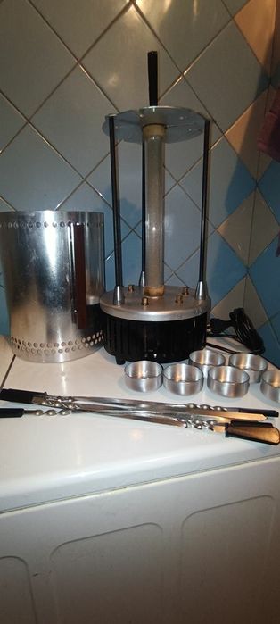 Электрошашлычница