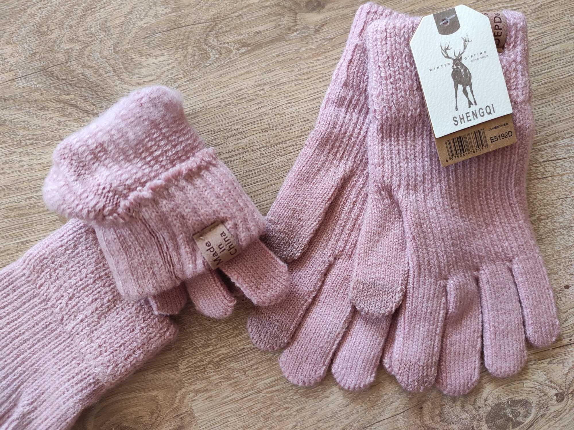 Теплі жіночі рукавички з сенсорними пальчиками