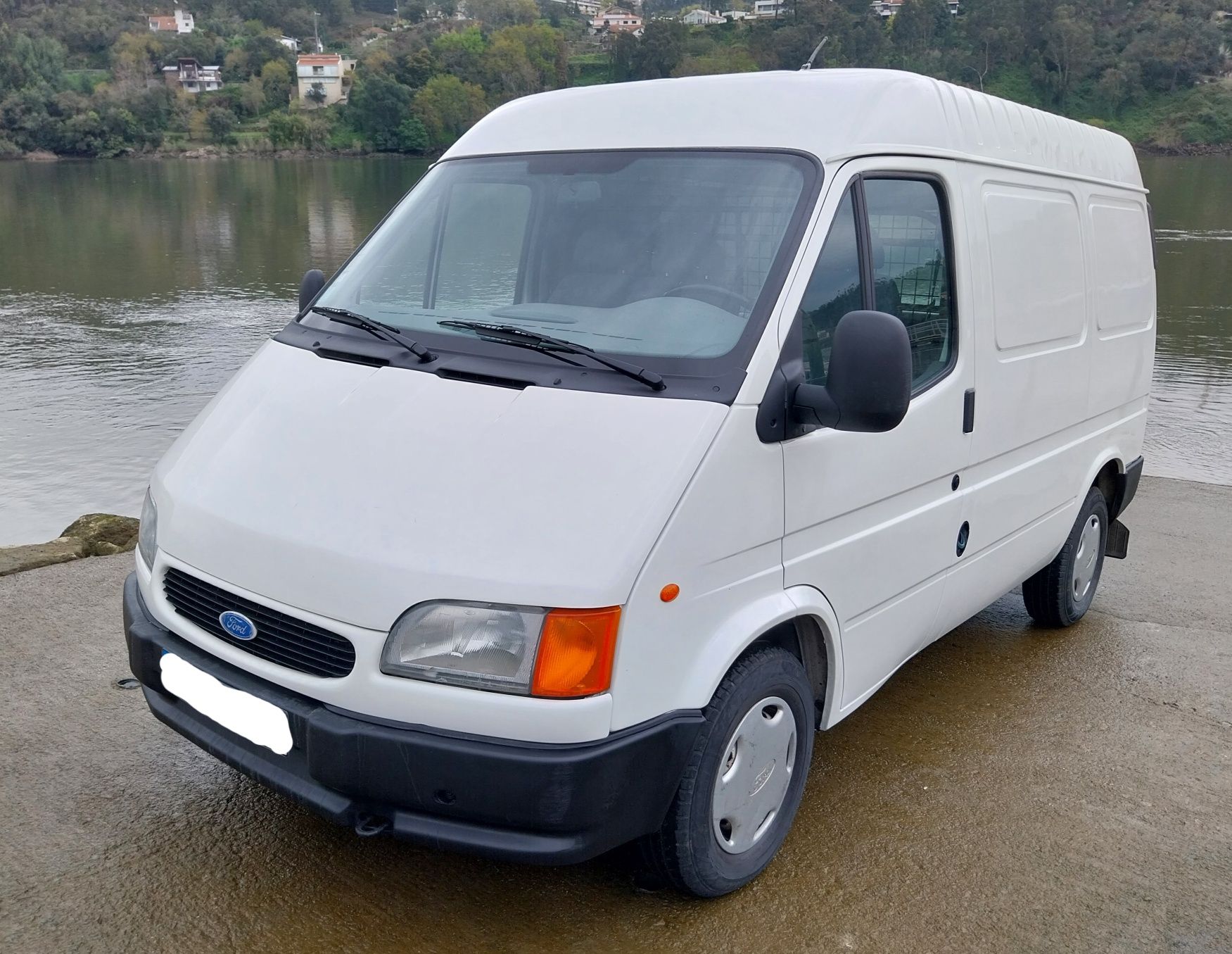 Ford Transit 77000Kms Impecável