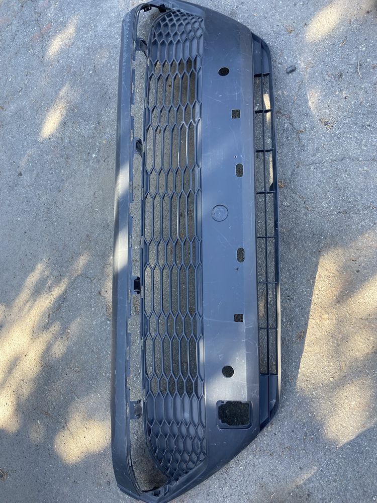 Решетка центральная Toyota CH-R 52129-f4110/30/40/50