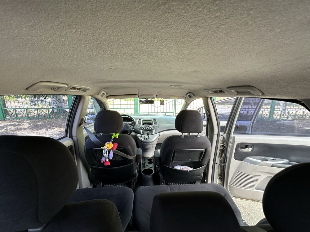 Mitsubishi Grandis 2009 АКПП