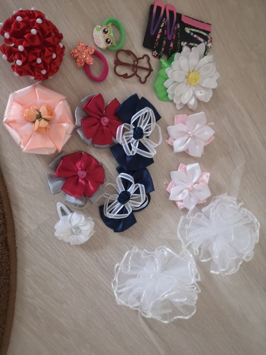 Заколки, резинки, біжутерія дитяча